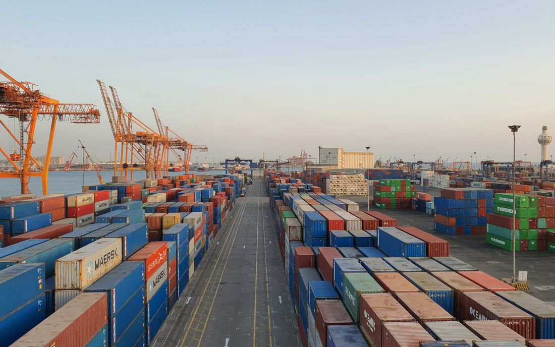 Goods arriving from Turkey: from shipment papers to warehouse receipt